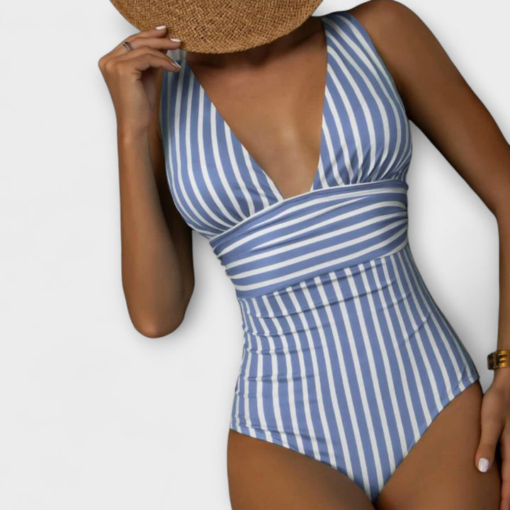 Giselle - Swimsuit